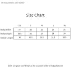 Size chart for clothing with measurements for XS to XL, including body width, length, and sleeve length.