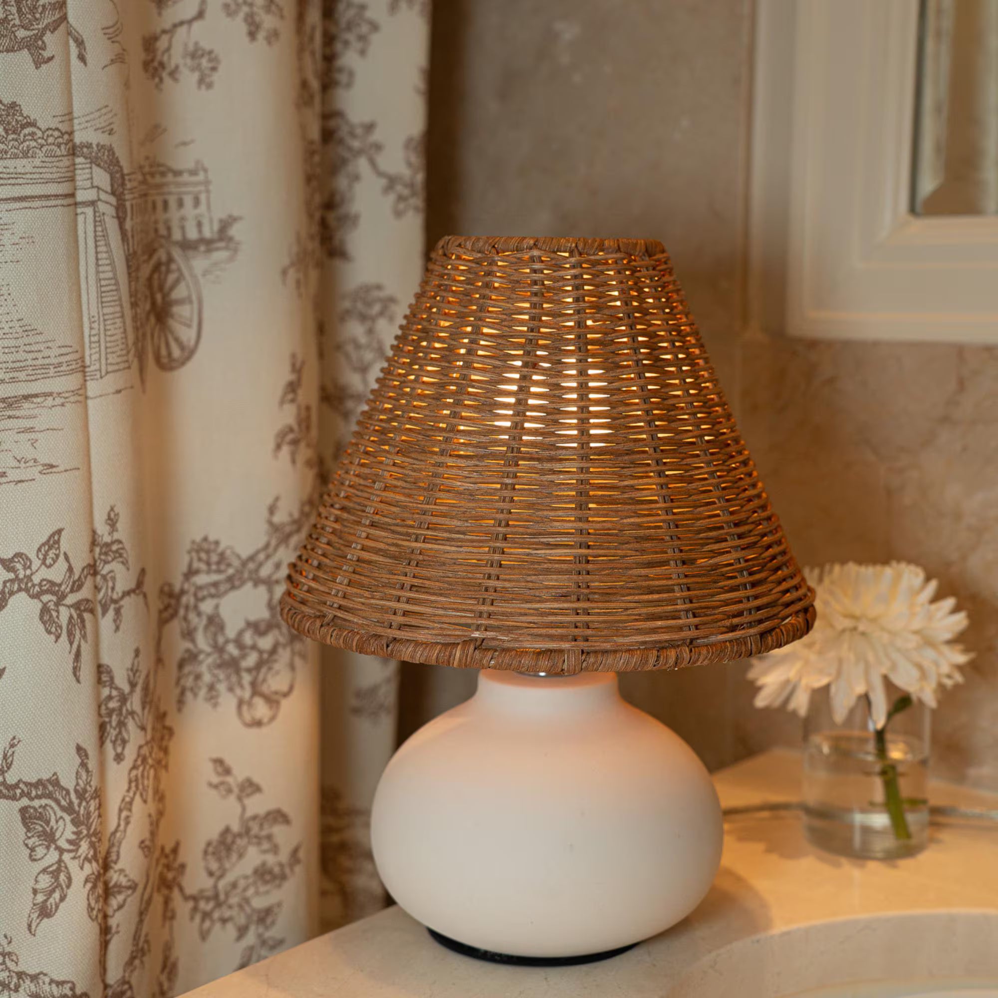 Ceramic Rattan Table Lamp