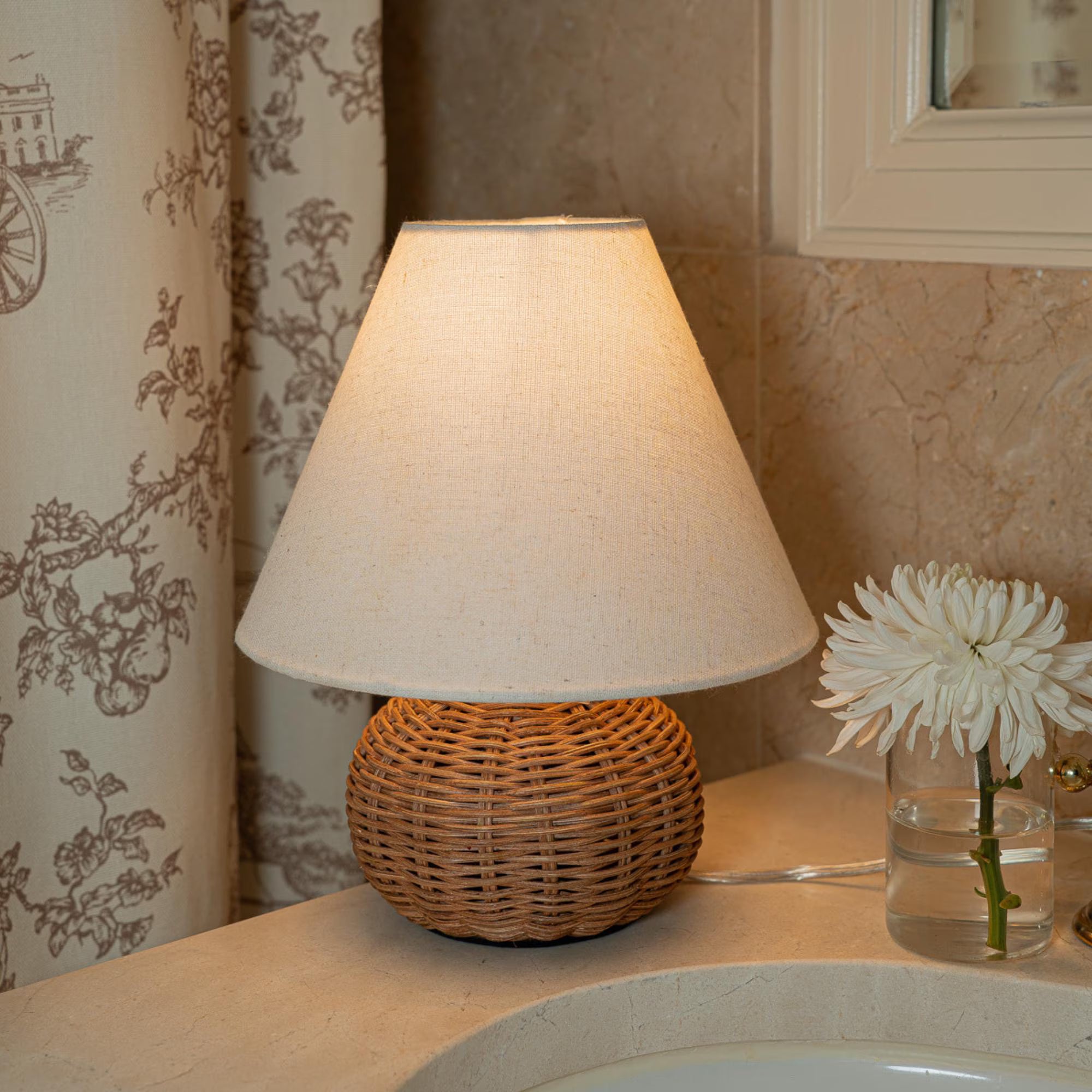 Woven Rattan Table Lamp