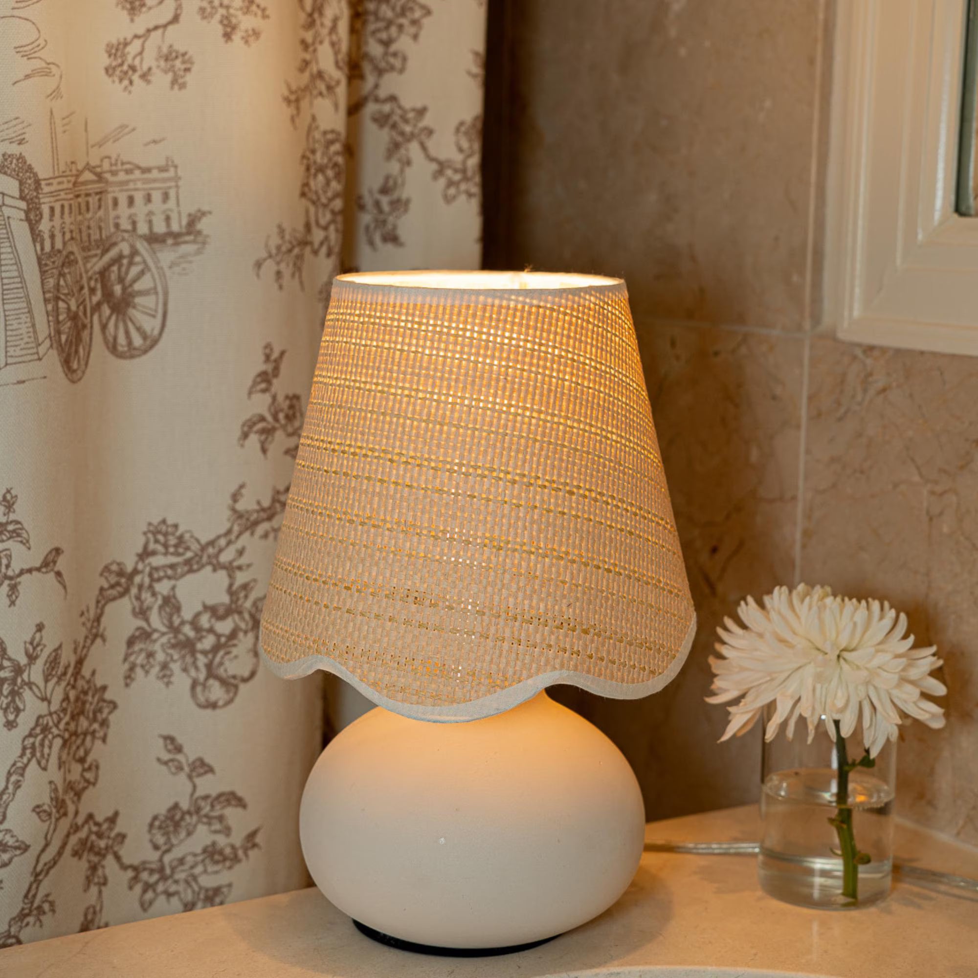 Woven Shade Ceramic Lamp