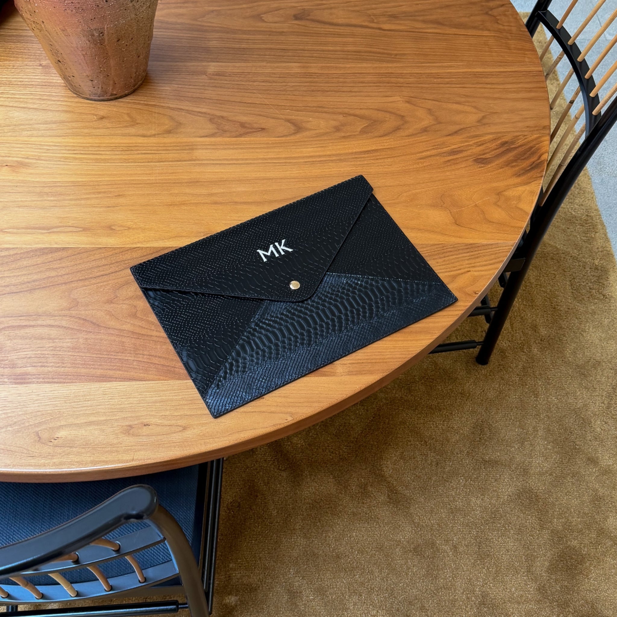 Croc Laptop Sleeve in Noir