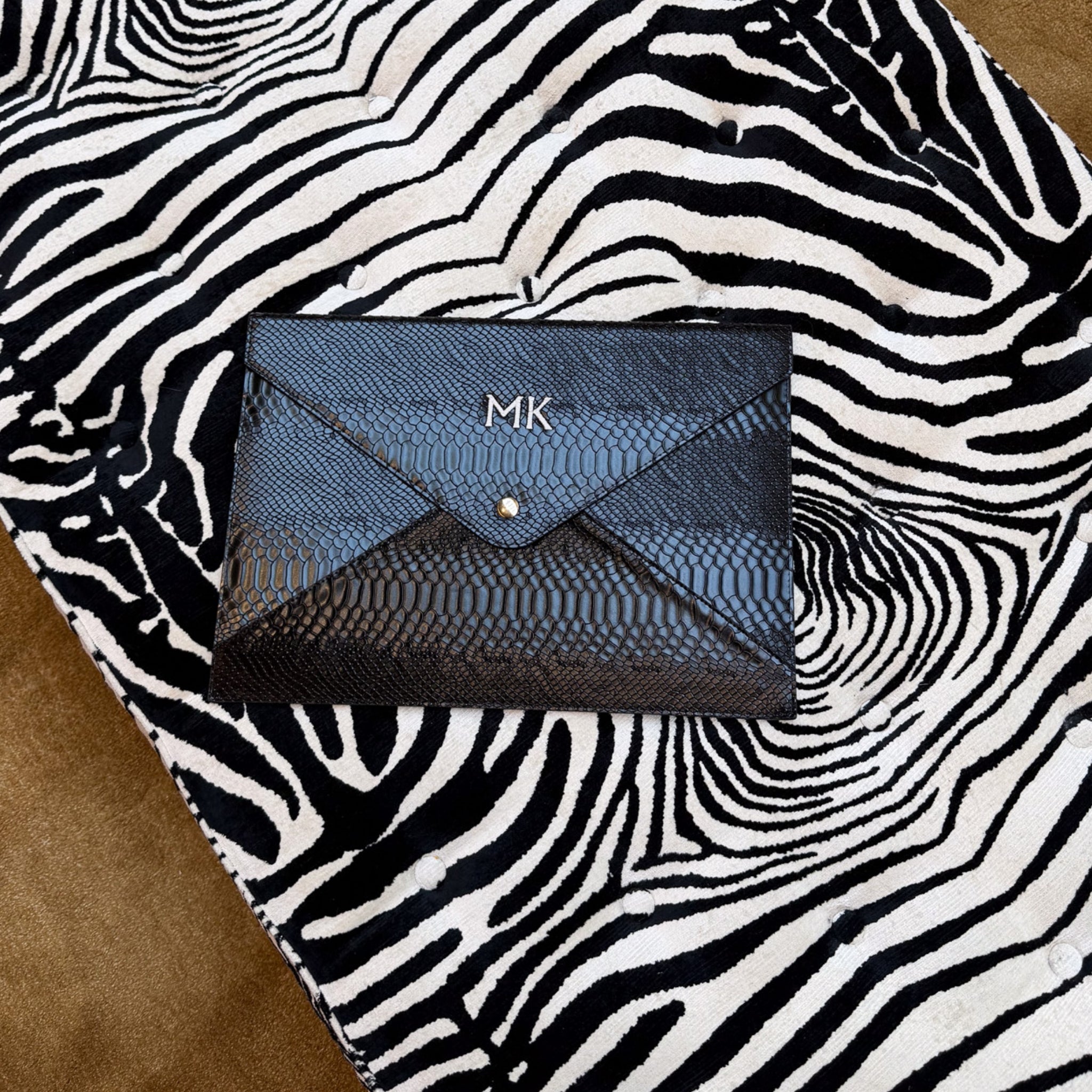 Croc Laptop Sleeve in Noir